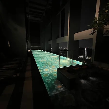 Millerz Square Apartment